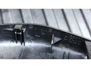 Пластиковая отделка зеркала