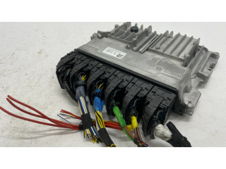 Блок управления двигателя 9888812, 0281036949 BMW 1 F40