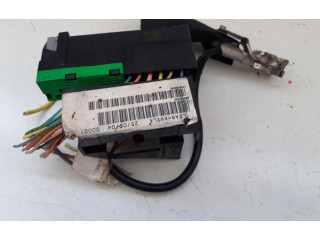 Pojistková skříňka Peugeot 807 2004