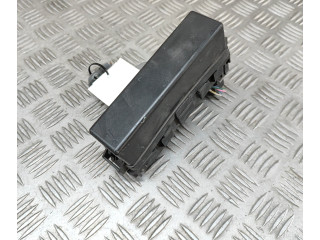 Pojistková skříňka 7154713830, 24382EG002 Nissan Juke II F16 2019