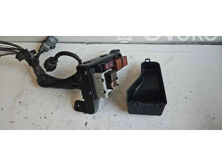 Блок предохранителей     Toyota Corolla Verso E121    