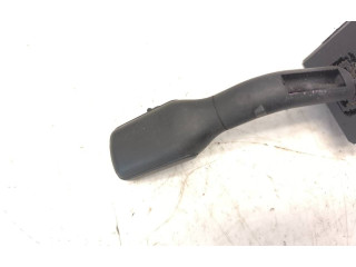 Ручка стеклоочистителей 8D0953503A    Audi A4 S4 B5 8D   