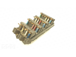 Pojistková skříňka 1245402050 Mercedes-Benz E W124 1987