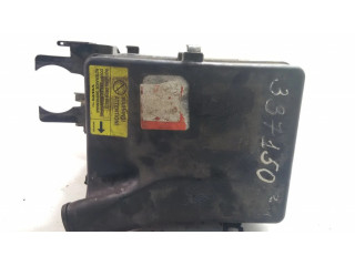 Блок предохранителей  9454160, 9441156   Volvo V70    