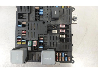 Pojistková skříňka 32322427 Volvo XC60 2022