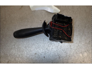 Ручка стеклоочистителей 8201168003   Dacia Dokker