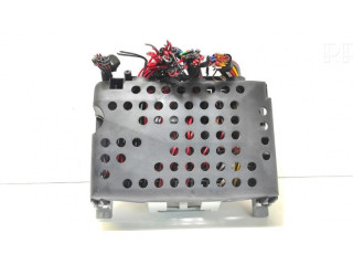   Pojistková skříňka 90504534   Opel Vectra B 1998