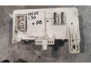 Блок предохранителей Volvo C30
