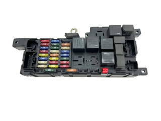 Блок предохранителей 8678449, 518785100 Volvo XC90