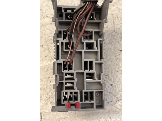 Блок предохранителей ipok0341smh, IPOK0341SMH   Opel Meriva A    