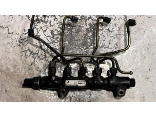 Топливная рампа 9654592680, 043282777 Ford Fiesta