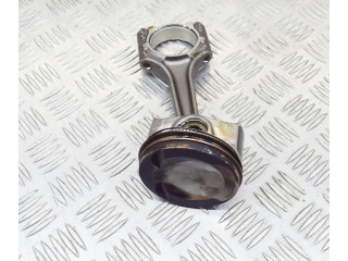 Píst 06K107065AG   Volkswagen Golf VII  pro benzínový motor 2.0 DJHA 