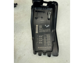 Блок предохранителей 6G9T14A076MB, 31296905 Volvo V70