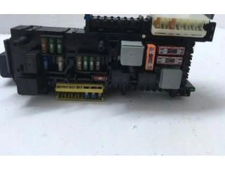 Pojistková skříňka Řídící jednotka BSM 2049060805 Meredes-Benz C W204 2011