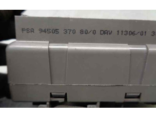 Pojistková skříňka Řídící jednotka BSM 9450537080 Peugeot 405 1993