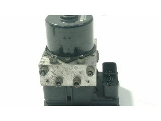 Jednotka ABS 13244860 Opel Zafira 2008