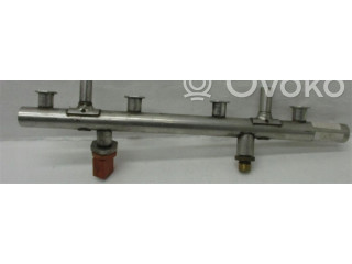 Топливная рампа Audi A4 Allroad B8