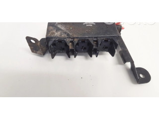 Блок предохранителей     Subaru Forester SH    