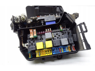 Блок предохранителей  A2465400024   Mercedes-Benz A W176    