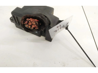 Блок предохранителей     Skoda Octavia Mk2 (1Z)    