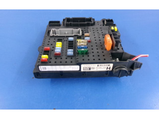 Блок предохранителей 30728512, 30728512 Volvo S60