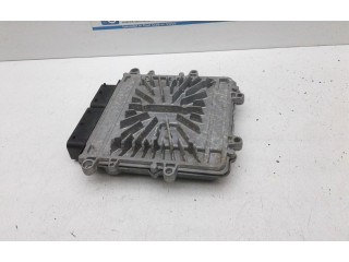 Блок управления впрыском 31272462   Volvo V70