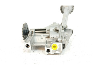 Масляный насос  K9K768 8200307174, 7700600532  Renault Clio III 