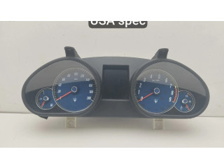 Přístrojová deska  Maserati GranTurismo 2008 243146  