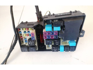 Pojistková skříňka Mazda CX-7 2008