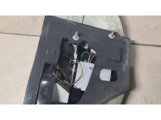 Задний фонарь правый сзади 8379688    BMW 7 E65 E66   2001-2008 года