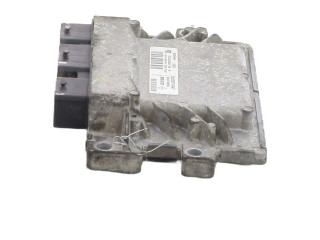 Блок управления двигателя 8200774747   Renault Twingo II