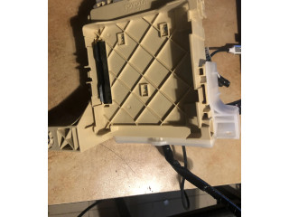 Блок предохранителей 8273078020 Lexus NX