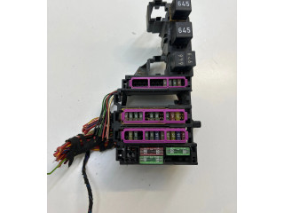 Блок предохранителей  8K0971845A   Audi A5 8T 8F    