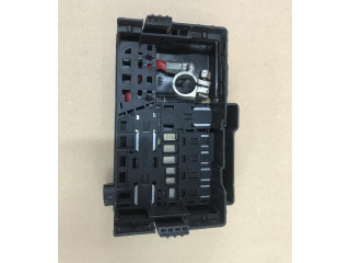 Блок предохранителей     Opel Meriva B    