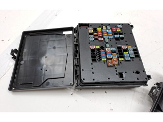 Блок предохранителей 2540853, NX6T14D068EAC   Ford Focus    