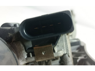 Моторчик дворников 1137328405, 30784982    Volvo S40