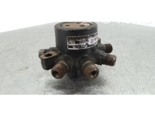 Топливная рампа 8200057232, 51HP02-02 Renault Clio II