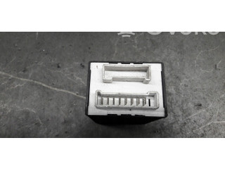 Блок управления двигателем Блок управления 9609596780   Peugeot 605