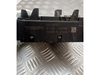 Блок предохранителей 31473570   Volvo XC90    