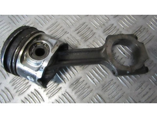 Píst Alfa Romeo 156 pro naftový motor 1.9