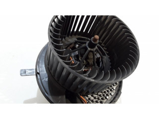 Вентилятор печки 3C0907521F, CZ2468105384 Audi Q3 8U