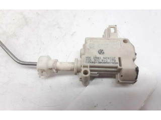 Блок управления двигателя 3C0810773   Volkswagen PASSAT