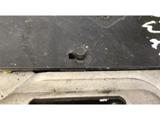 Задний замок