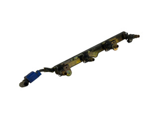 Топливная рампа    Honda Accord 2.0 