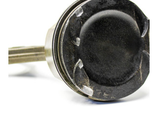  Поршень N63 B44 A 78432370  BMW 5 GT F07  