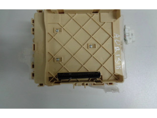   Pojistková skříňka 8273012X81, 63586756   Toyota Auris E180 2017