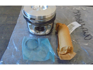  Поршень K9K-892 NEU120A12761R, 7701475077  Dacia Logan I  