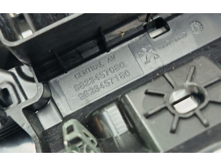 Блок управления климат-контролем 9823457080, 9823457180   Peugeot 2008 II