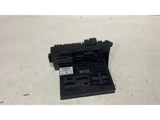 Блок предохранителей 2115457301   Mercedes-Benz E W211    