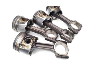  Поршень с шатуном M9R780 M9R780  Renault Trafic II (X83)  